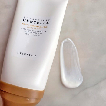 SKIN1004 Madagascar Centella Air-Fit Suncream Light SPF30 PA++++, 50ml - Солнцезащитный крем с центеллой